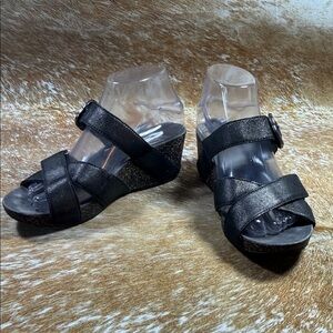 Dansko Susie Black Wedge Sandals Nubuck Leather EUC sz EU 37 Slip-On Comfort